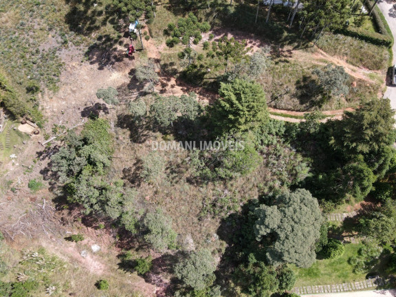 Imagem Terreno à Venda, 2.420 m² em Região De Descansópolis - Campos Do Jordão Imagem Terreno à Venda, 2.420 m² em Região De Descansópolis - Campos Do Jordão