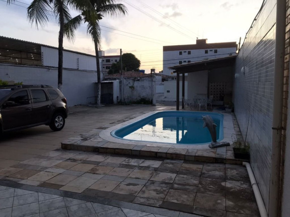 Imagem Casa com 4 Quartos à Venda, 240 m² em Jardim Cidade Universitária - João Pessoa Imagem Casa com 4 Quartos à Venda, 240 m² em Jardim Cidade Universitária - João Pessoa