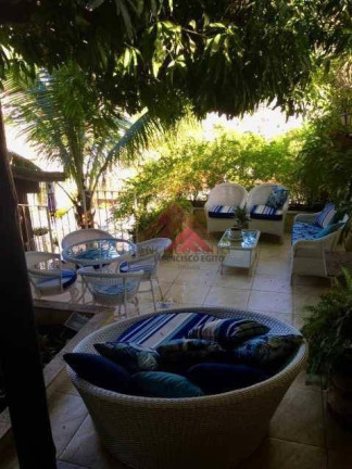 Imagem Casa com 4 Quartos à Venda, 380 m² em São Francisco - Niterói Imagem Casa com 4 Quartos à Venda, 380 m² em São Francisco - Niterói