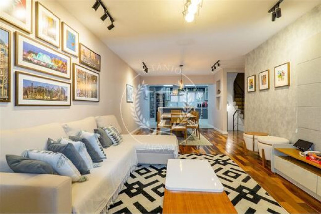 Imagem Casa com 3 Quartos à Venda, 204 m² em São Paulo Imagem Casa com 3 Quartos à Venda, 204 m² em São Paulo