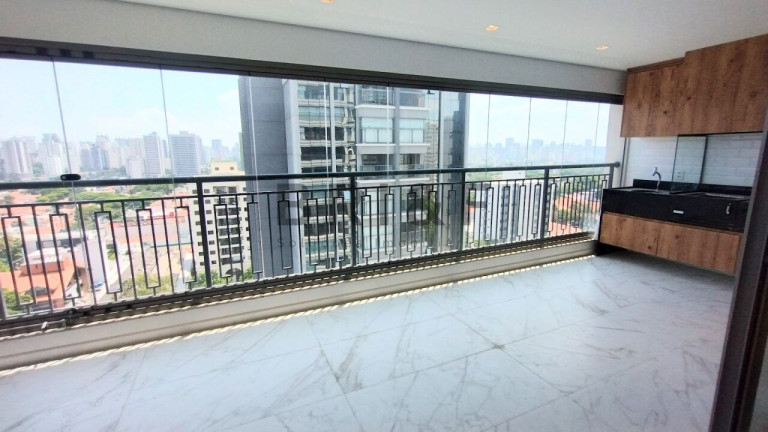 Apartamento com 3 Quartos à Venda, 149 m² em Moema - São Paulo