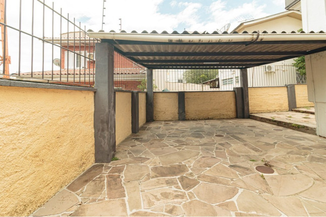 Imagem Imóvel com 2 Quartos à Venda, 74 m² em Passo Da Areia - Porto Alegre Imagem Imóvel com 2 Quartos à Venda, 74 m² em Passo Da Areia - Porto Alegre