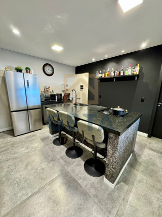 Imagem Sobrado com 2 Quartos à Venda, 167 m² em Rio Pequeno - Camboriú