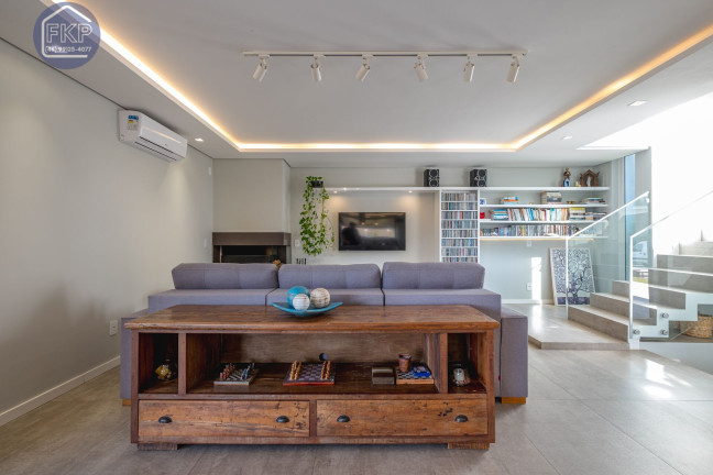 Imagem Casa com 4 Quartos à Venda, 290 m² em Ingleses Do Rio Vermelho - Florianópolis Imagem Casa com 4 Quartos à Venda, 290 m² em Ingleses Do Rio Vermelho - Florianópolis