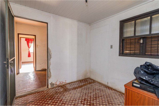 Imagem Casa com 3 Quartos à Venda, em Partenon - Porto Alegre Imagem Casa com 3 Quartos à Venda, em Partenon - Porto Alegre