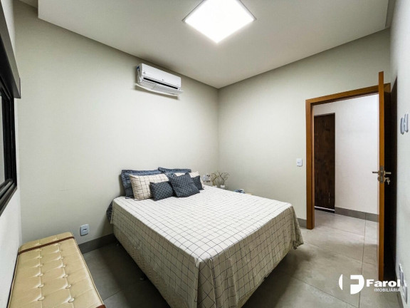 Imagem Casa de Condomínio com 4 Quartos à Venda, 265 m² em Residencial Goiânia Golfe Clube - Goiânia Imagem Casa de Condomínio com 4 Quartos à Venda, 265 m² em Residencial Goiânia Golfe Clube - Goiânia