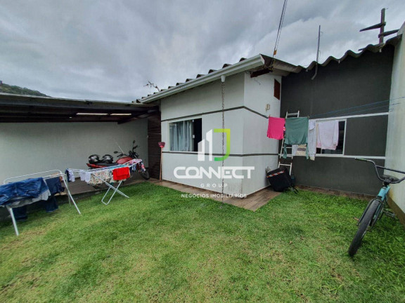 Casa com 3 Quartos à Venda, 130 m² em Espinheiros - Itajaí