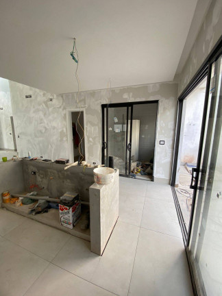Imagem Casa de Condomínio com 4 Quartos à Venda, 250 m² em Cidade Tamboré - Santana De Parnaíba Imagem Casa de Condomínio com 4 Quartos à Venda, 250 m² em Cidade Tamboré - Santana De Parnaíba