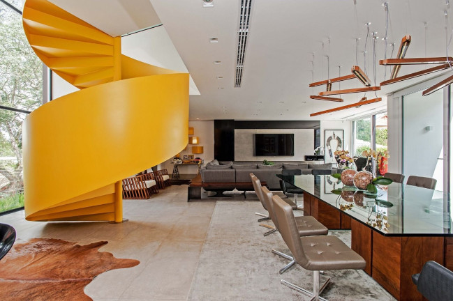 Imagem Casa com 3 Quartos à Venda, 452 m² em Santo Inácio - Curitiba Imagem Casa com 3 Quartos à Venda, 452 m² em Santo Inácio - Curitiba