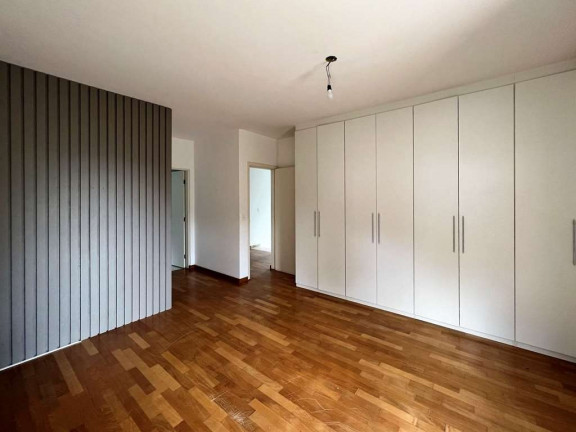 Imagem Imóvel com 4 Quartos à Venda, 1.015 m² em Chácara Santa Lúcia - Carapicuíba Imagem Imóvel com 4 Quartos à Venda, 1.015 m² em Chácara Santa Lúcia - Carapicuíba