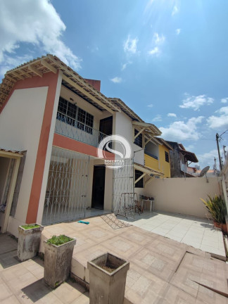 Imagem Casa com 4 Quartos à Venda, 223 m² Imagem Casa com 4 Quartos à Venda, 223 m²