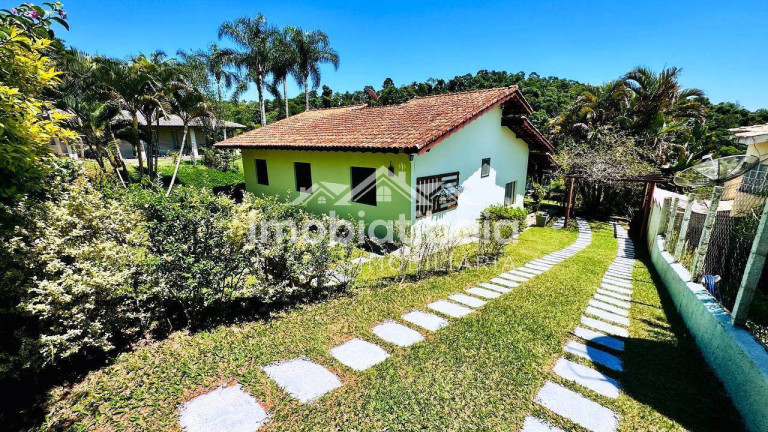 Imagem Chácara com 3 Quartos à Venda, 1.210 m² em Serra Negra - Bom Jesus Dos Perdões