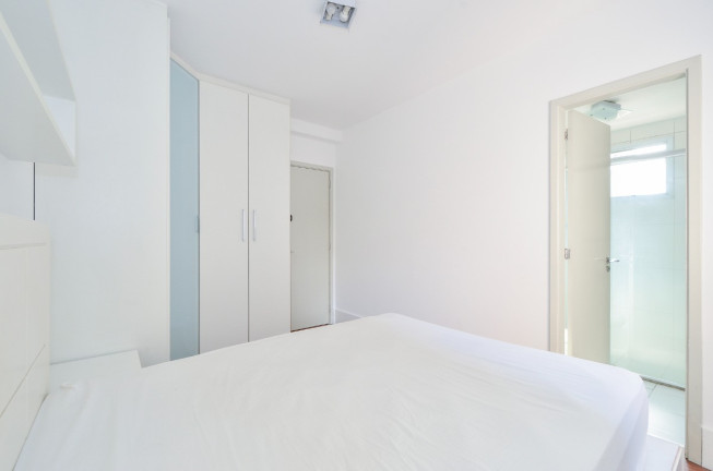 Imagem Apartamento com 2 Quartos à Venda, 65 m² em Vila Olímpia - São Paulo