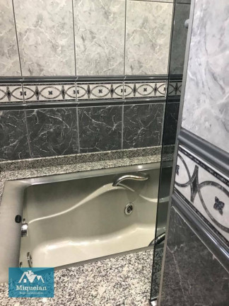 Imagem Sobrado com 3 Quartos à Venda, 300 m² em Vila Galvão - Guarulhos Imagem Sobrado com 3 Quartos à Venda, 300 m² em Vila Galvão - Guarulhos
