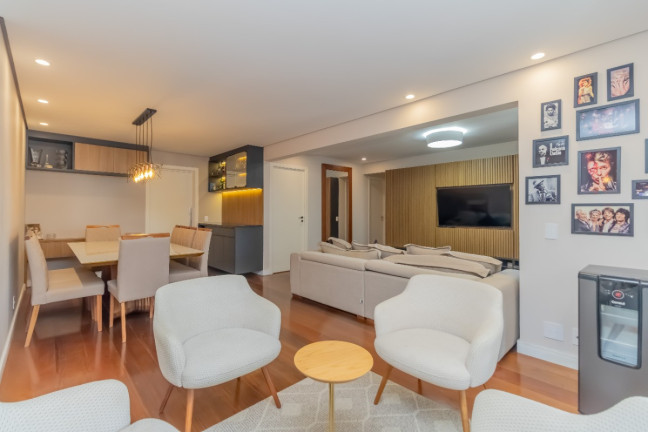 Imagem Apartamento com 3 Quartos à Venda, 123 m² em Real Parque - São Paulo