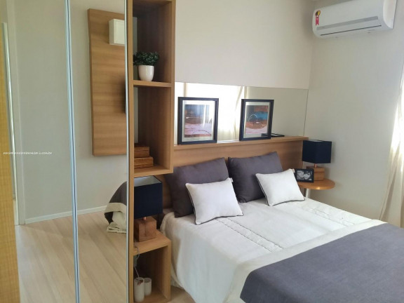 Imagem Apartamento com 2 Quartos à Venda,  em Curicica - Rio De Janeiro