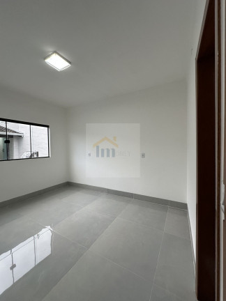 Imagem Casa com 3 Quartos à Venda, 208 m² em Cidade Satélite São Luiz - Aparecida De Goiânia