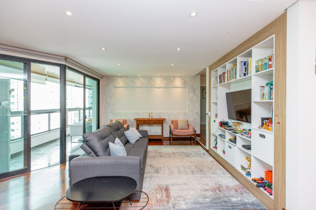 Imagem Imóvel com 4 Quartos à Venda, 172 m² em Moema - São Paulo Imagem Imóvel com 4 Quartos à Venda, 172 m² em Moema - São Paulo