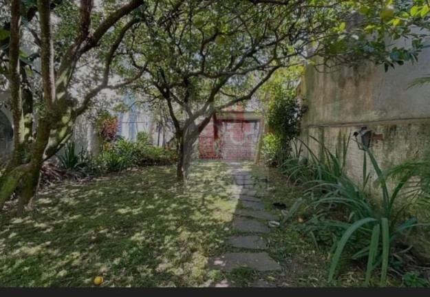 Imagem Casa com 3 Quartos à Venda, 178 m² em Santana - Porto Alegre Imagem Casa com 3 Quartos à Venda, 178 m² em Santana - Porto Alegre