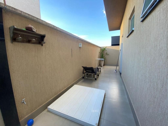 Imagem Casa de Condomínio com 3 Quartos à Venda, 395 m² em Jardins Lisboa - Goiânia Imagem Casa de Condomínio com 3 Quartos à Venda, 395 m² em Jardins Lisboa - Goiânia