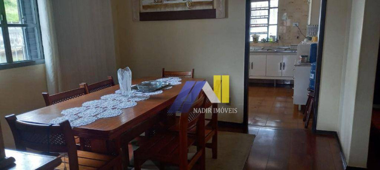 Imagem Casa com 3 Quartos à Venda, 185 m² em Saúde - Pouso Alegre Imagem Casa com 3 Quartos à Venda, 185 m² em Saúde - Pouso Alegre
