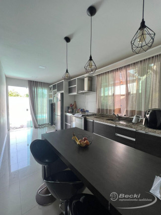 Imagem Casa com 3 Quartos à Venda, 125 m² em João Costa - Joinville Imagem Casa com 3 Quartos à Venda, 125 m² em João Costa - Joinville