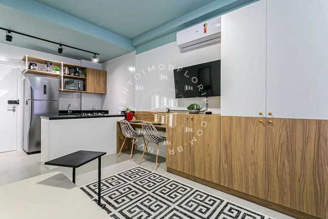 Imagem Imóvel com 1 Quarto à Venda, 30 m² em Pantanal - Florianópolis Imagem Imóvel com 1 Quarto à Venda, 30 m² em Pantanal - Florianópolis