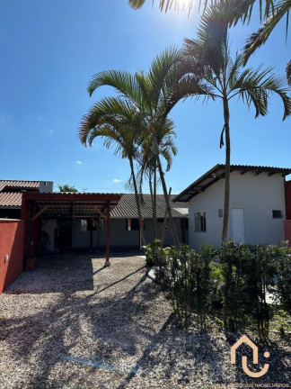Imagem Casa com 1 Quarto à Venda, 101 m² em Itacolomi - Balneário Piçarras Imagem Casa com 1 Quarto à Venda, 101 m² em Itacolomi - Balneário Piçarras