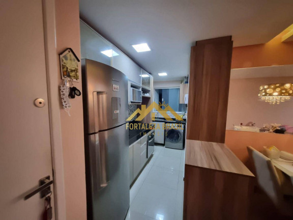 Imagem Imóvel com 3 Quartos à Venda, 68 m² em Maraponga - Fortaleza