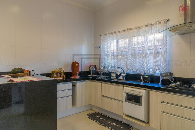 Imagem Casa de Condomínio com 3 Quartos à Venda, 367 m² em Centro (jacaré) - Cabreúva