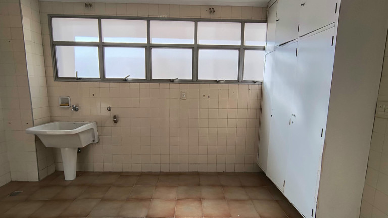Imagem Apartamento com 3 Quartos à Venda, 172 m² em Itaim Bibi - São Paulo Imagem Apartamento com 3 Quartos à Venda, 172 m² em Itaim Bibi - São Paulo