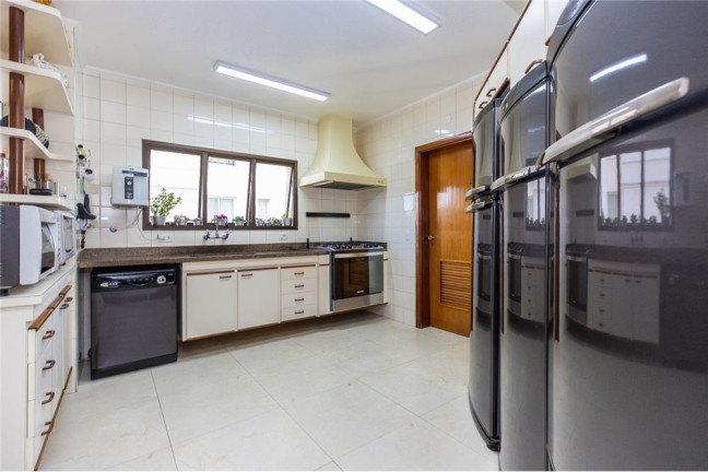 Imagem Apartamento com 3 Quartos à Venda, 200 m² em Moema - São Paulo Imagem Apartamento com 3 Quartos à Venda, 200 m² em Moema - São Paulo