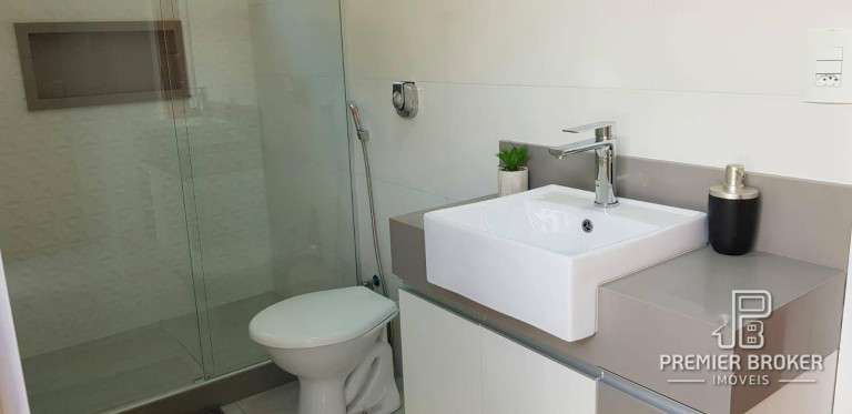 Imagem Casa com 3 Quartos à Venda, 250 m² em Sebastiana - Teresópolis Imagem Casa com 3 Quartos à Venda, 250 m² em Sebastiana - Teresópolis