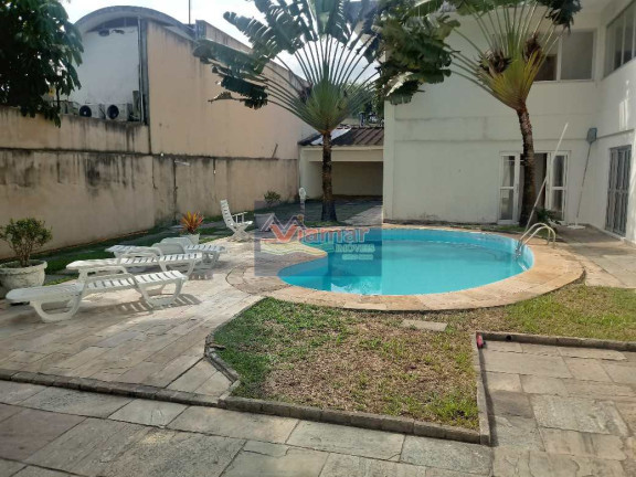 Imagem Casa com 9 Quartos para Temporada, 500 m² em Enseada - Guarujá Imagem Casa com 9 Quartos para Temporada, 500 m² em Enseada - Guarujá