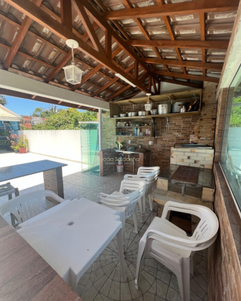 Imagem Casa com 5 Quartos à Venda, 250 m² em Balneário Nereidas - Guaratuba Imagem Casa com 5 Quartos à Venda, 250 m² em Balneário Nereidas - Guaratuba