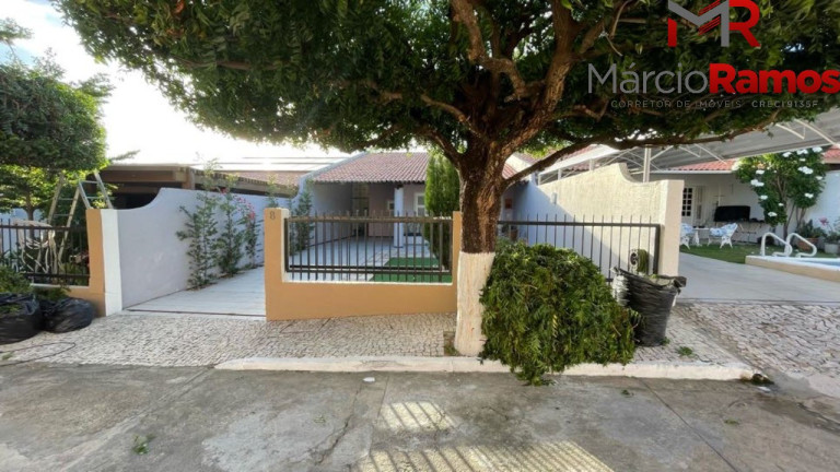 Imagem Casa com 3 Quartos à Venda, 100 m² em Cidade Dos Funcionários - Fortaleza Imagem Casa com 3 Quartos à Venda, 100 m² em Cidade Dos Funcionários - Fortaleza
