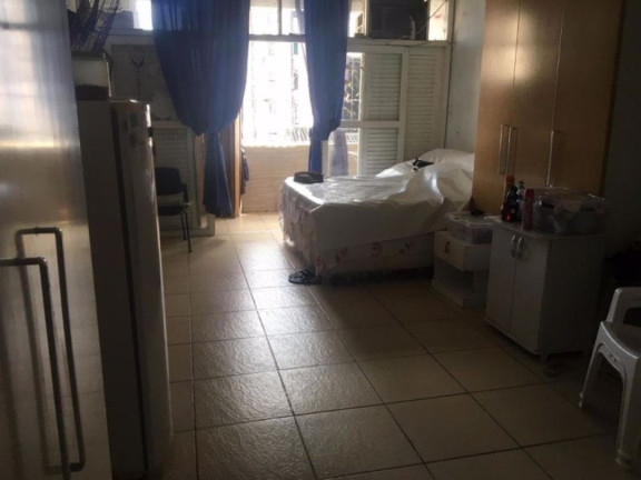 Imagem Casa com 8 Quartos à Venda, 250 m² em Dois De Julho - Salvador Imagem Casa com 8 Quartos à Venda, 250 m² em Dois De Julho - Salvador
