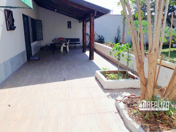 Imagem Casa com 4 Quartos para Alugar, 480 m² em Santa Maria - Uberaba Imagem Casa com 4 Quartos para Alugar, 480 m² em Santa Maria - Uberaba