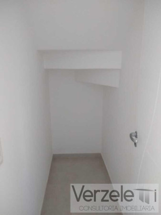 Imagem Casa com 3 Quartos à Venda, 130 m² em Ariribá - Balneário Camboriú