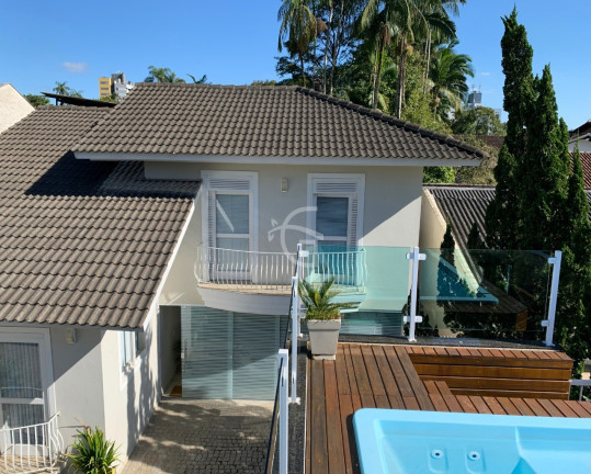 Imagem Casa com 3 Quartos à Venda, 420 m² em Anita Garibaldi - Joinville