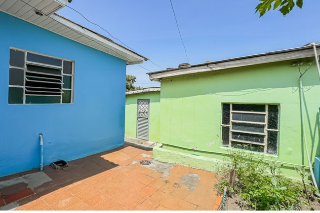 Imagem Casa com 5 Quartos à Venda, 128 m² em Vila Jardim - Porto Alegre Imagem Casa com 5 Quartos à Venda, 128 m² em Vila Jardim - Porto Alegre
