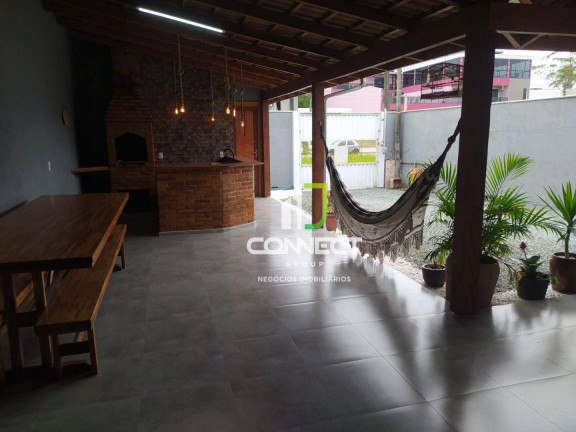 Imagem Casa com 2 Quartos à Venda, 180 m² em Espinheiros - Itajaí Imagem Casa com 2 Quartos à Venda, 180 m² em Espinheiros - Itajaí