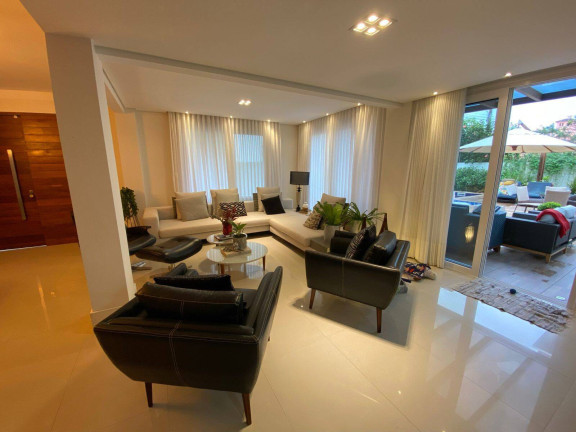 Imagem Casa com 5 Quartos para Temporada, 280 m² em Jurerê - Florianópolis