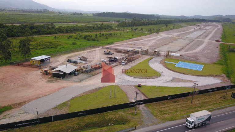 Imagem Terreno à Venda, 2.052 m² em Volta Grande - Navegantes Imagem Terreno à Venda, 2.052 m² em Volta Grande - Navegantes