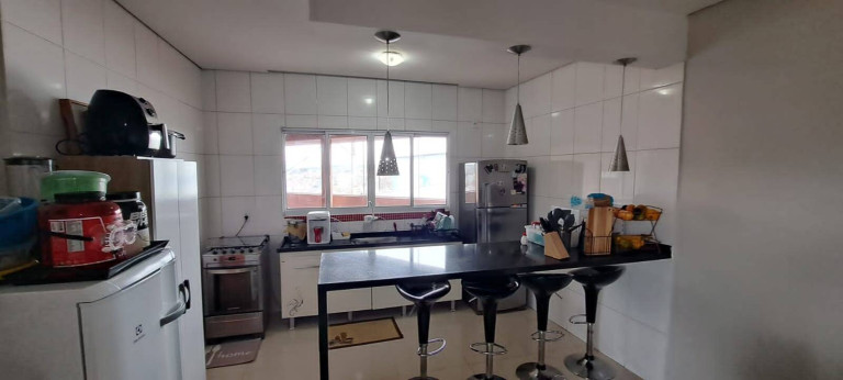 Imagem Casa com 4 Quartos à Venda, 134 m² em Vila Silviania - Carapicuíba