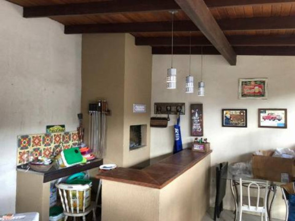 Imagem Casa com 3 Quartos à Venda, 167 m² em Sarandi - Porto Alegre Imagem Casa com 3 Quartos à Venda, 167 m² em Sarandi - Porto Alegre