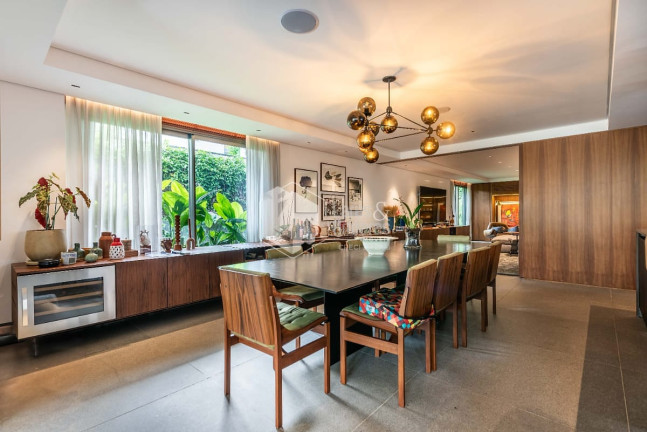 Imagem Casa com 4 Quartos à Venda, 925 m² em Alto De Pinheiros - São Paulo