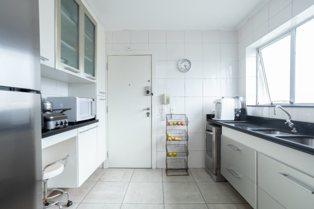 Imagem Apartamento com 3 Quartos à Venda, 228 m² em Itaim Bibi - São Paulo Imagem Apartamento com 3 Quartos à Venda, 228 m² em Itaim Bibi - São Paulo