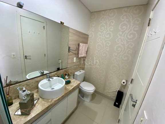 Imagem Apartamento com 3 Quartos à Venda, 110 m² em Meia Praia - Itapema