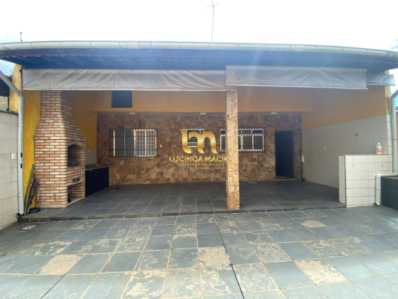Imagem Casa com 3 Quartos à Venda, 241 m² em Solemar - Praia Grande